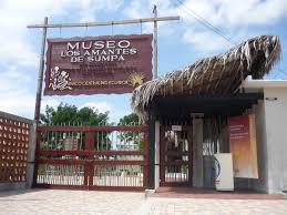 Museo los Amantes de Sumpa